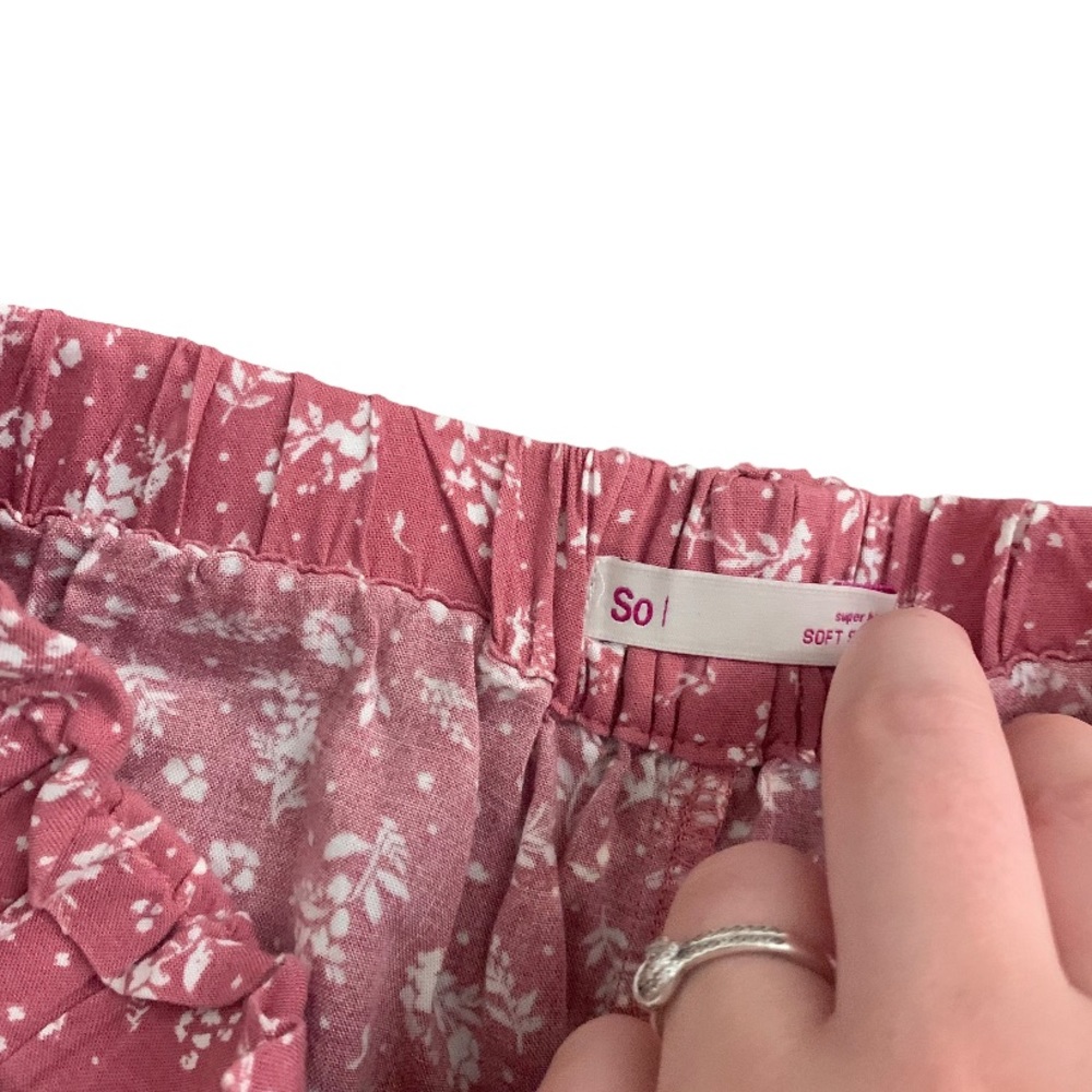 ❌SOLD❌ SO Super High Rise Soft Shortie Flowy Pink Shorts Floral Pattern Sz Med - Picture 6 of 8